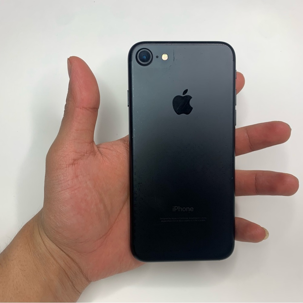 🚨 SOLD 🚨 IPHONE 7 (Perfect Condition) 32GB 📲